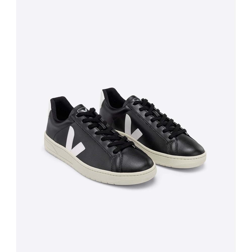 Veja URCA CWL Men's Shoes Black/White | NZ 269RVD